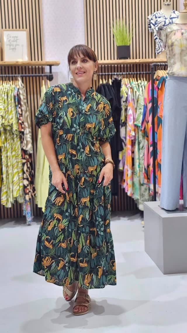 Post 4 by Obsessions by Oasis on Instagram (video)