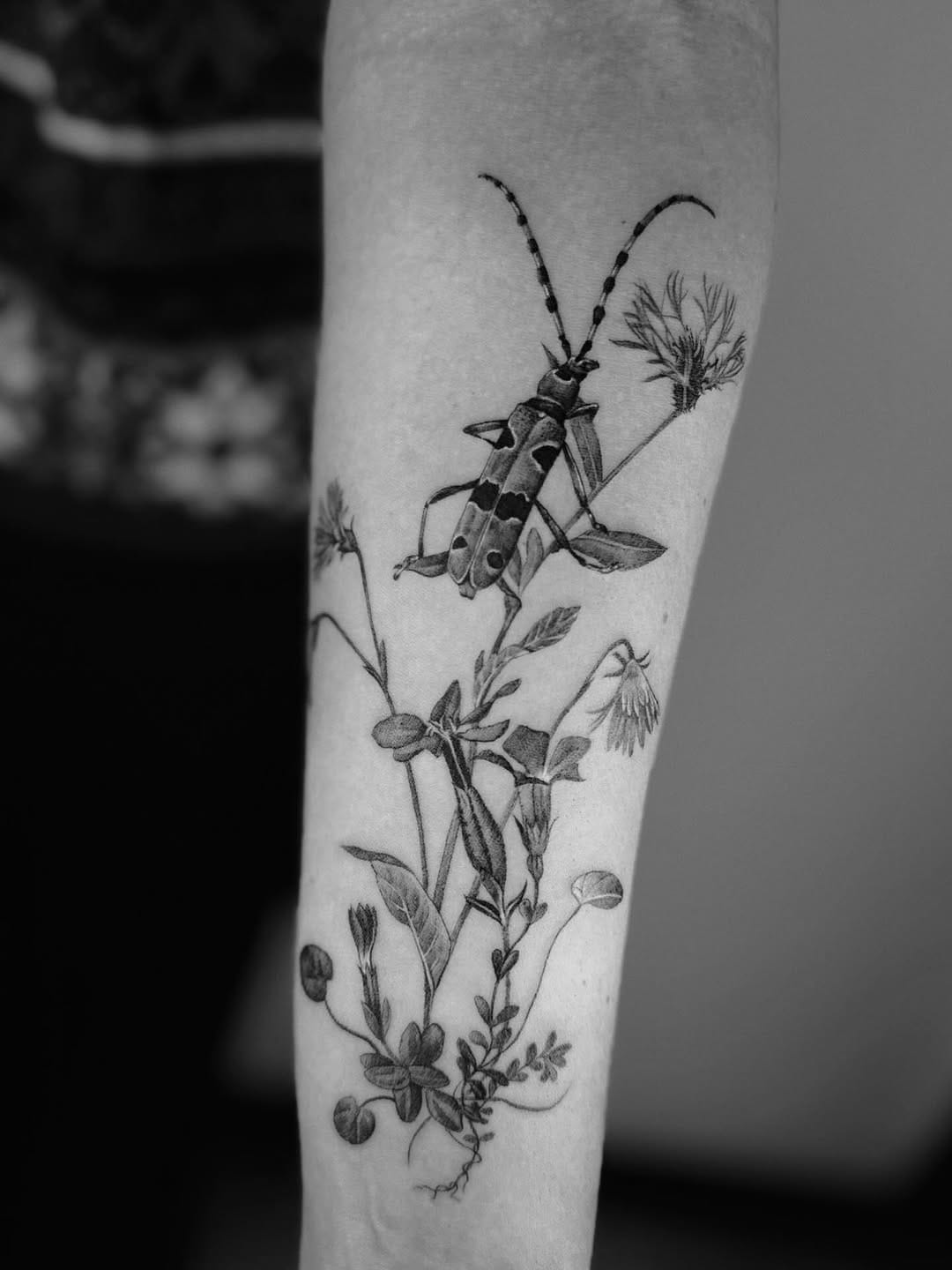 Post 5 by Madlyne van Looy Tattoo & Art on Instagram (image)