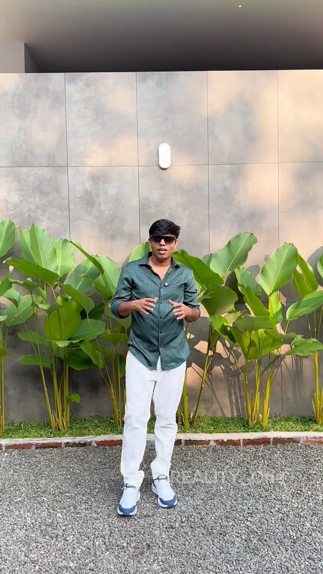 Post 4 by Sajeer C Inex on Instagram (video)