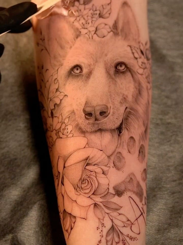 Post 2 by Neon Tattoo Germany Fineline on Instagram (carousel)