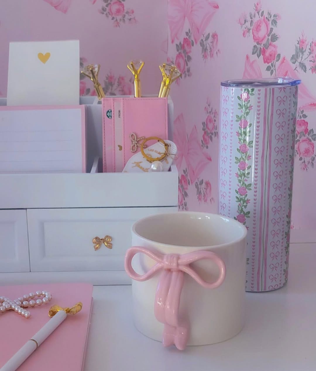 Post 10 by WITH LOVE SHOP on Instagram (image)