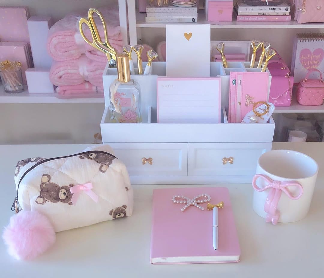 Post 9 by WITH LOVE SHOP on Instagram (image)