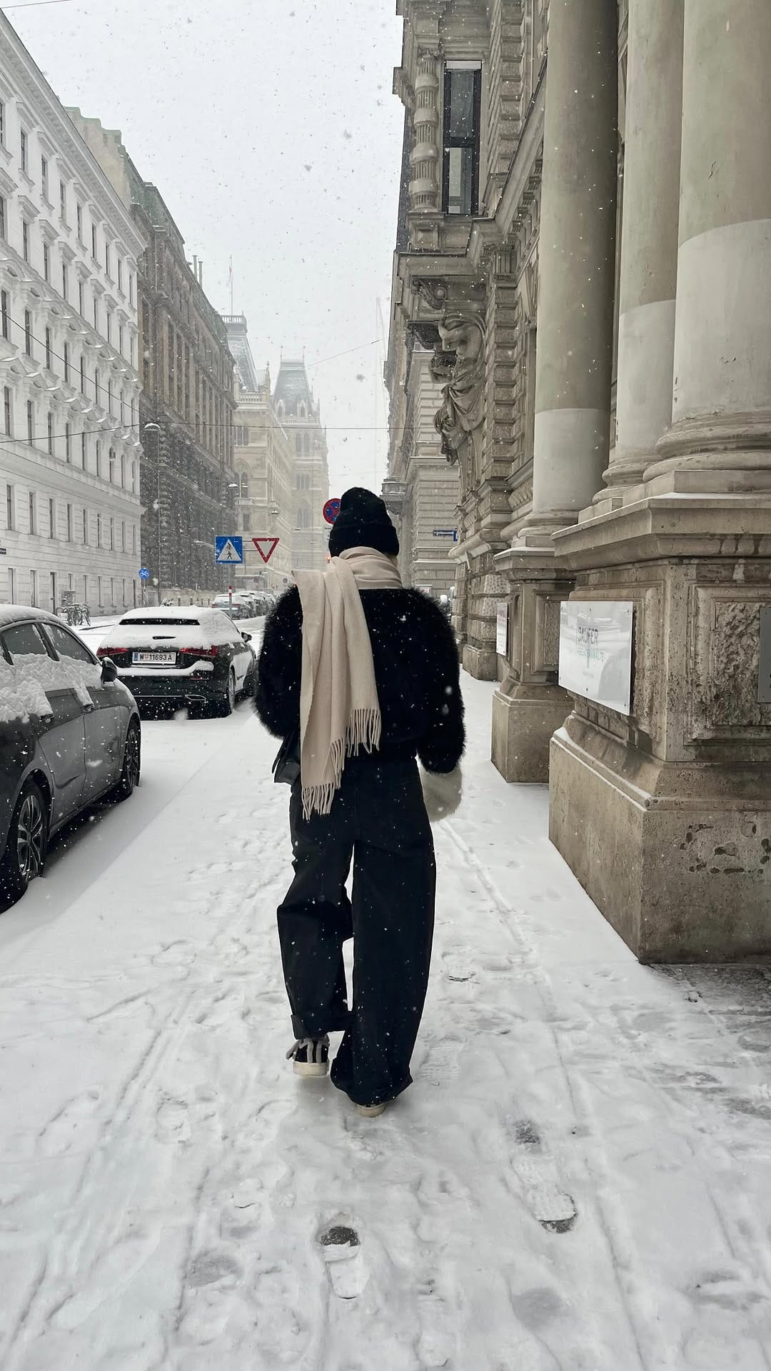 Post 3 by Maria Schimanski on Instagram (video)