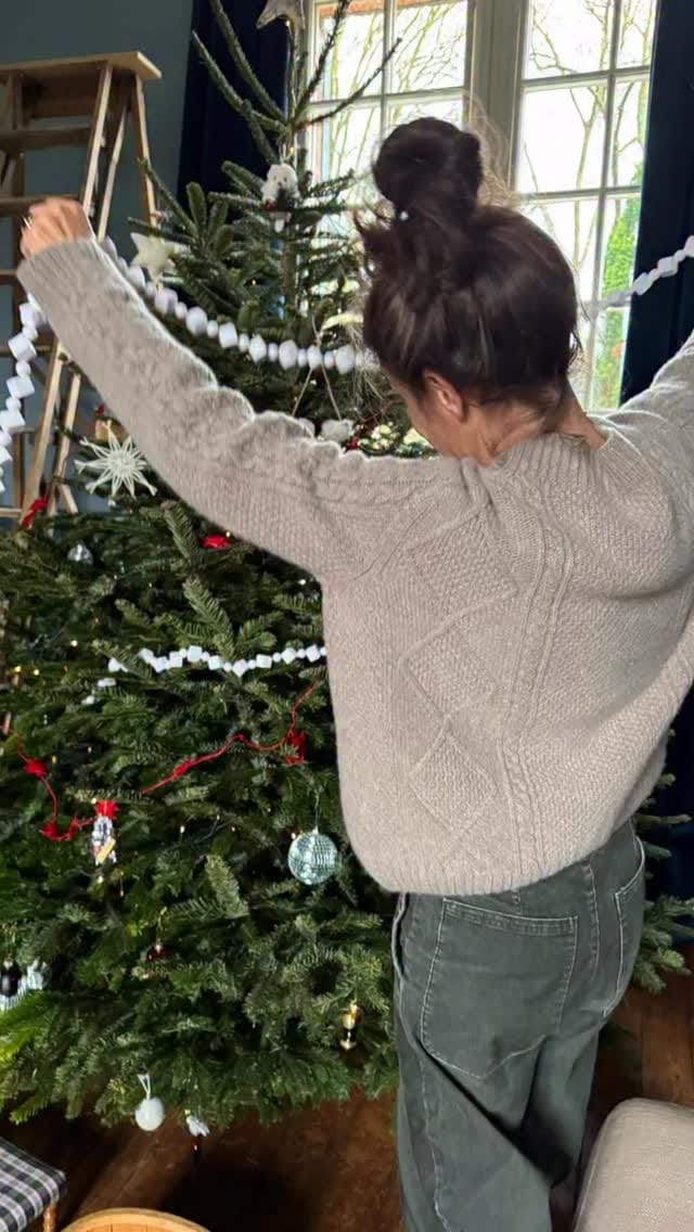 Post 5 by KARIN ROCKE on Instagram (video)