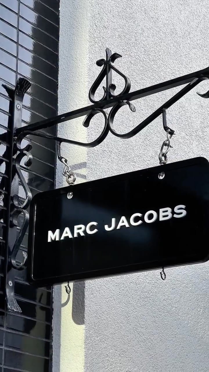 Post 1 by Designer Outlet Roermond on Instagram (video)