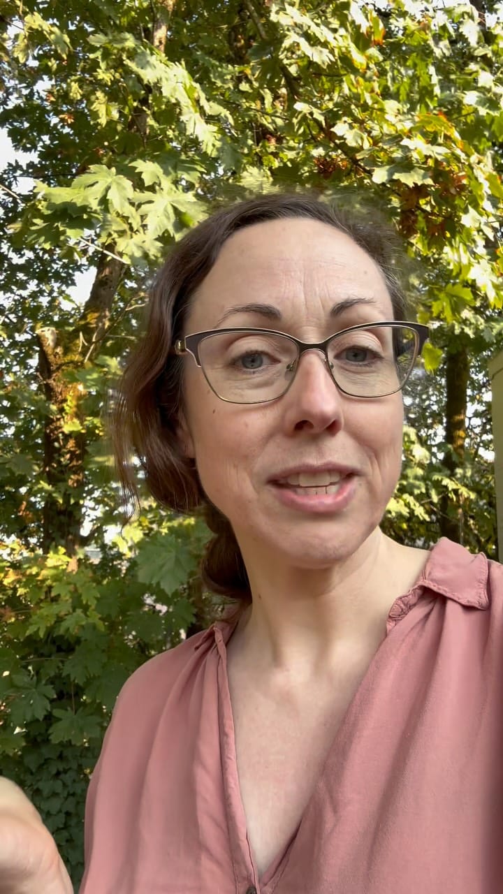 Post 4 by Brown Bear Herbs on Instagram (video)