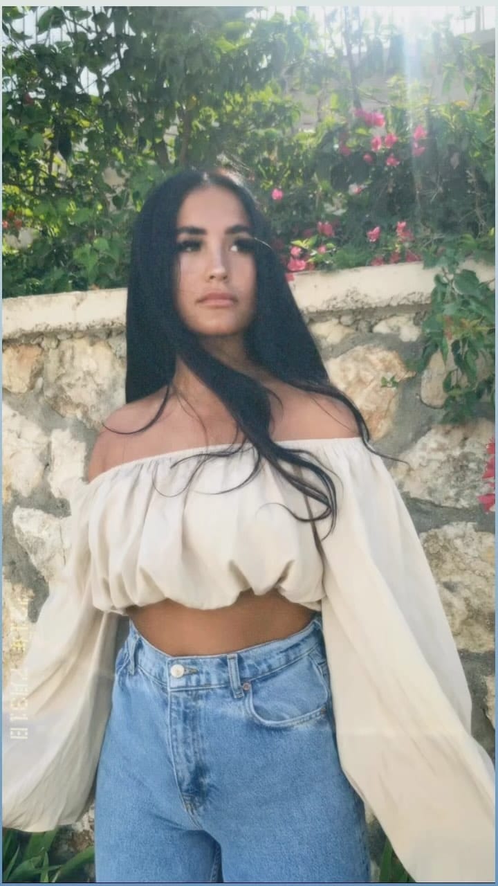 Post 4 by Julia Maria Mercado on Instagram (video)