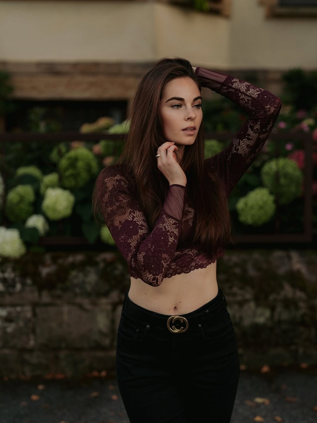 Post 4 by 𝗡𝗜𝗡𝗔 on Instagram (carousel)