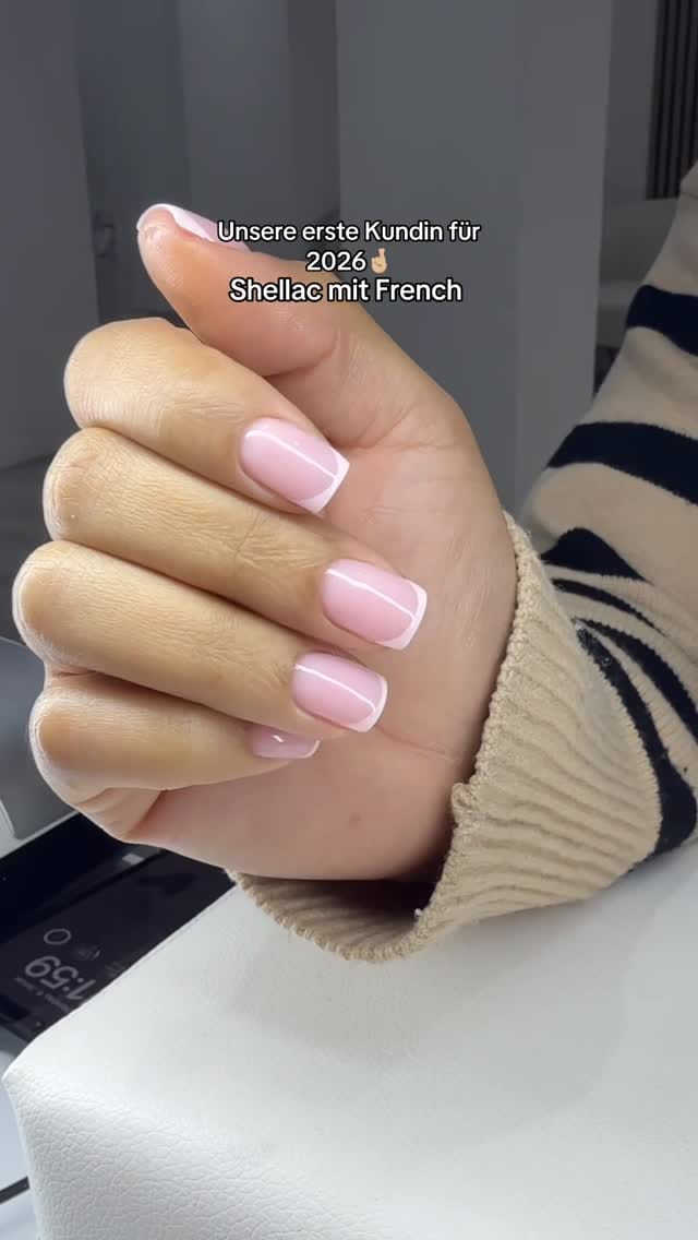 Post 3 by Schulungen | Nagelstudio | Maniküre und Pediküre Düsseldorf on Instagram (video)