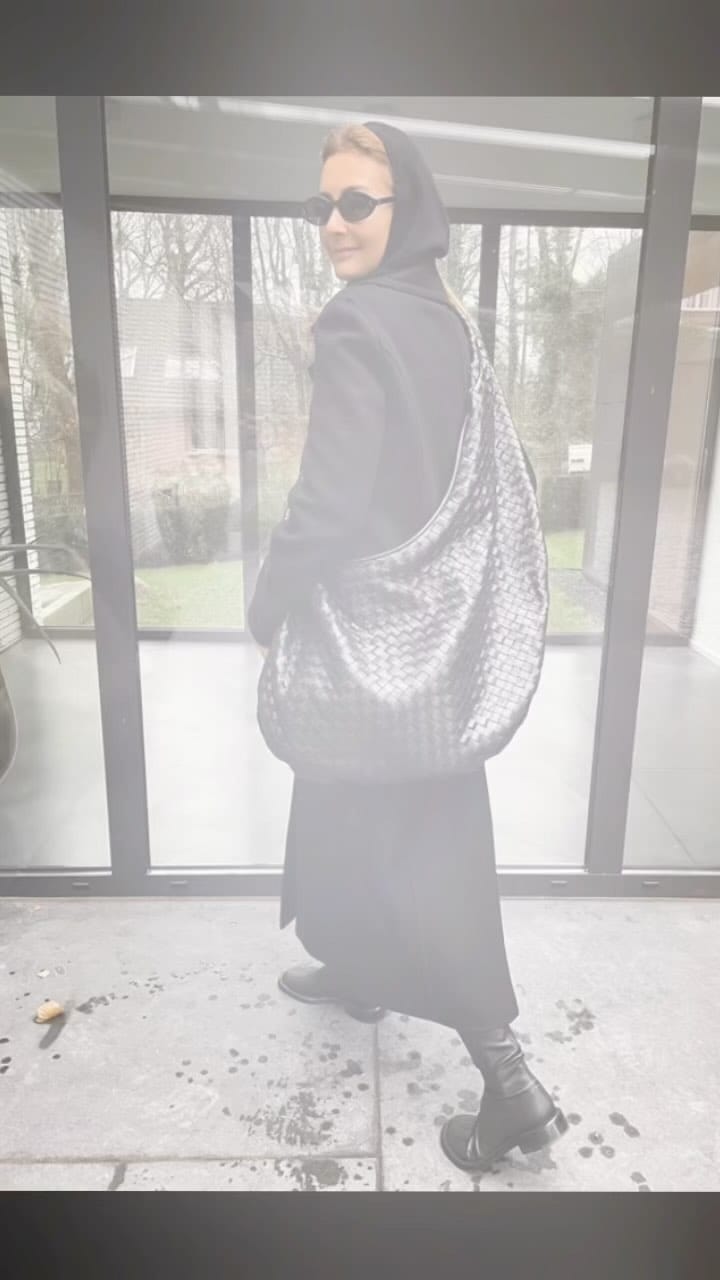 Post 10 by Dolna ~ on Instagram (video)