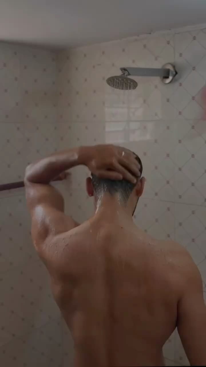 Post 3 by Mancode | Men's Grooming on Instagram (video)