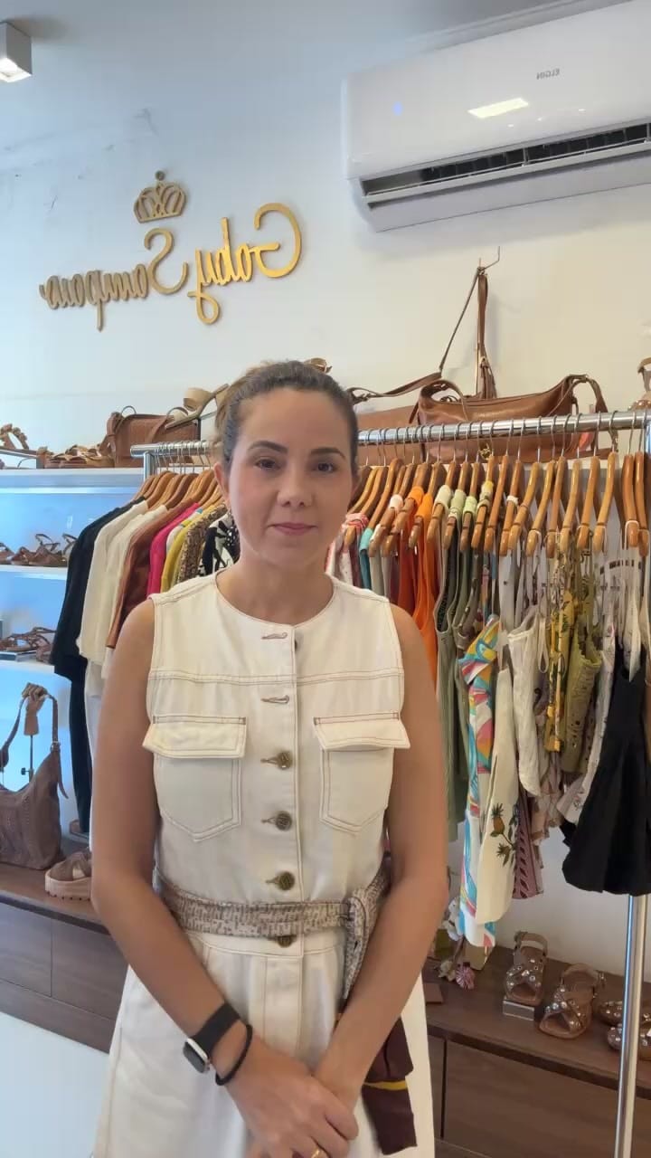 Post 7 by Gaby Sampaio on Instagram (video)