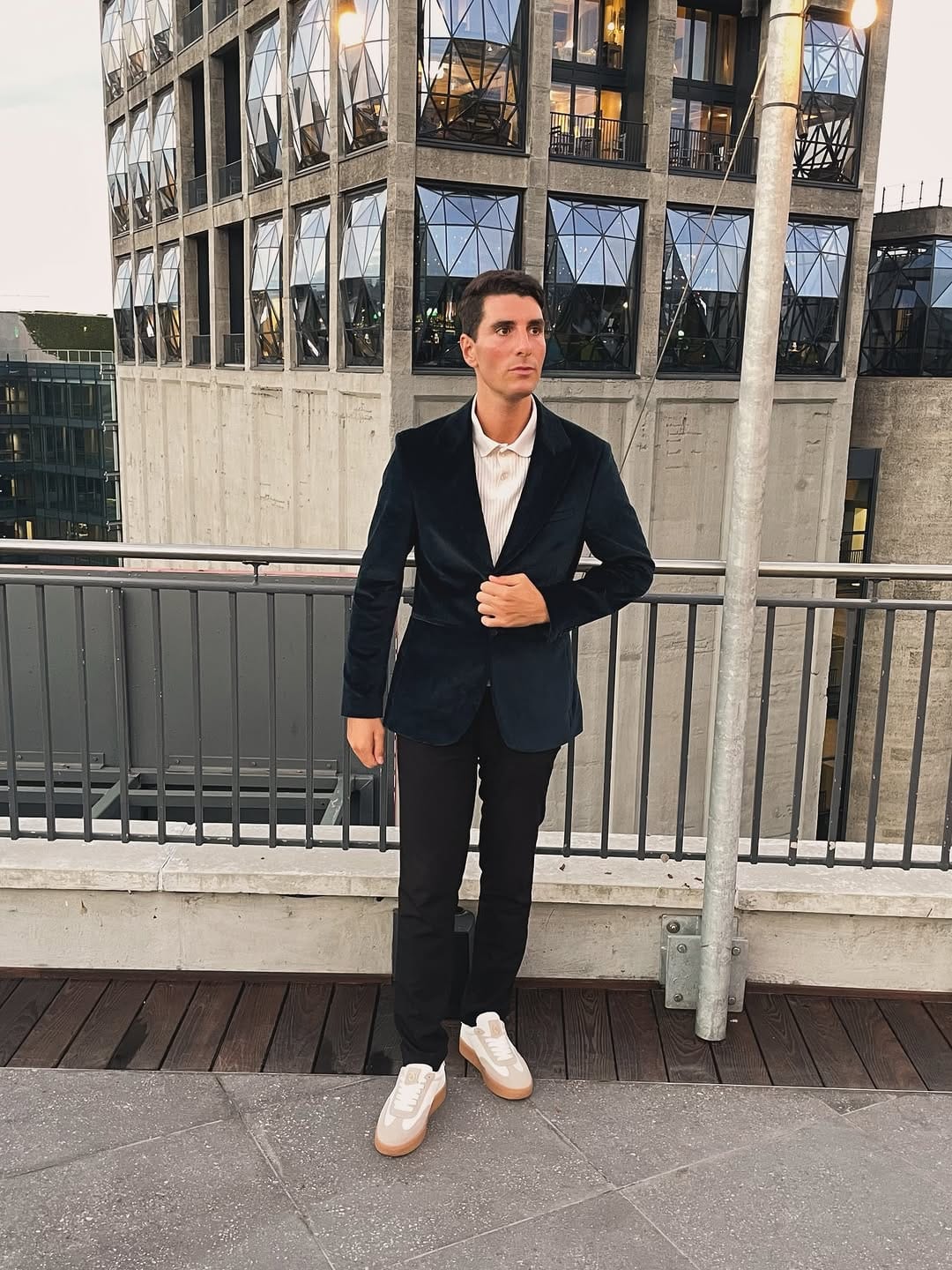 Post 6 by SAMUEL ELIAS on Instagram (image)