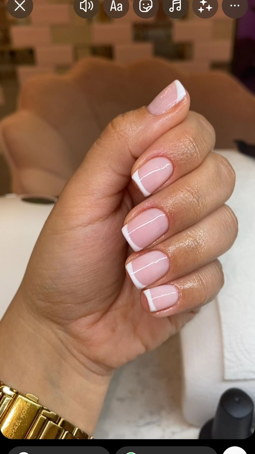 Post 2 by VOGUE Nails & Beauty @Bikini Berlin on Instagram (video)