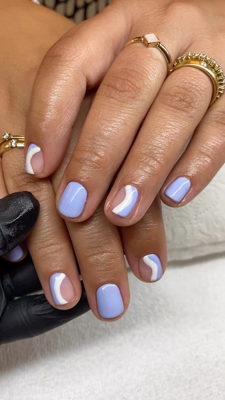 Post 9 by VOGUE Nails & Beauty @Bikini Berlin on Instagram (video)