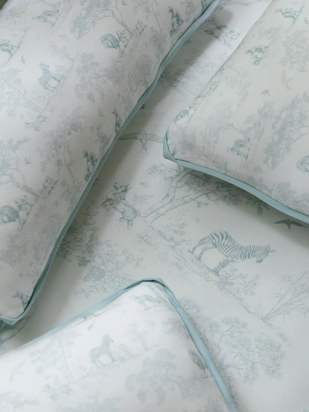 Post 10 by House of Holly® on Instagram (image)