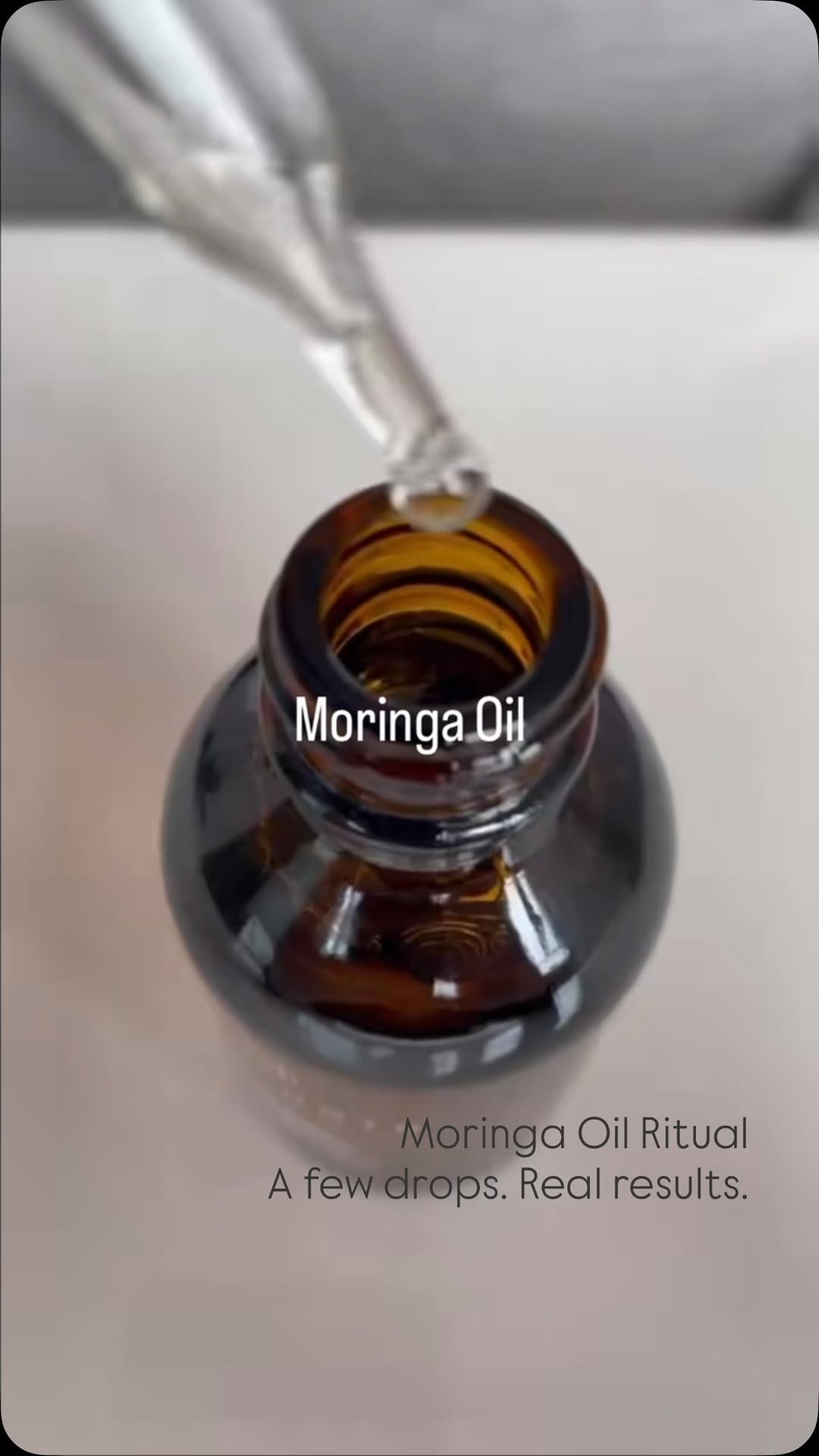 Post 8 by LISA NOTO natural cosmetics on Instagram (video)