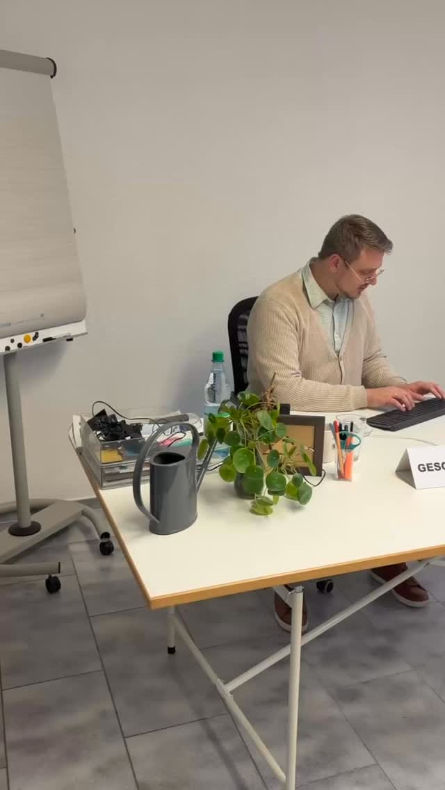 Post 6 by LEHLE on Instagram (video)