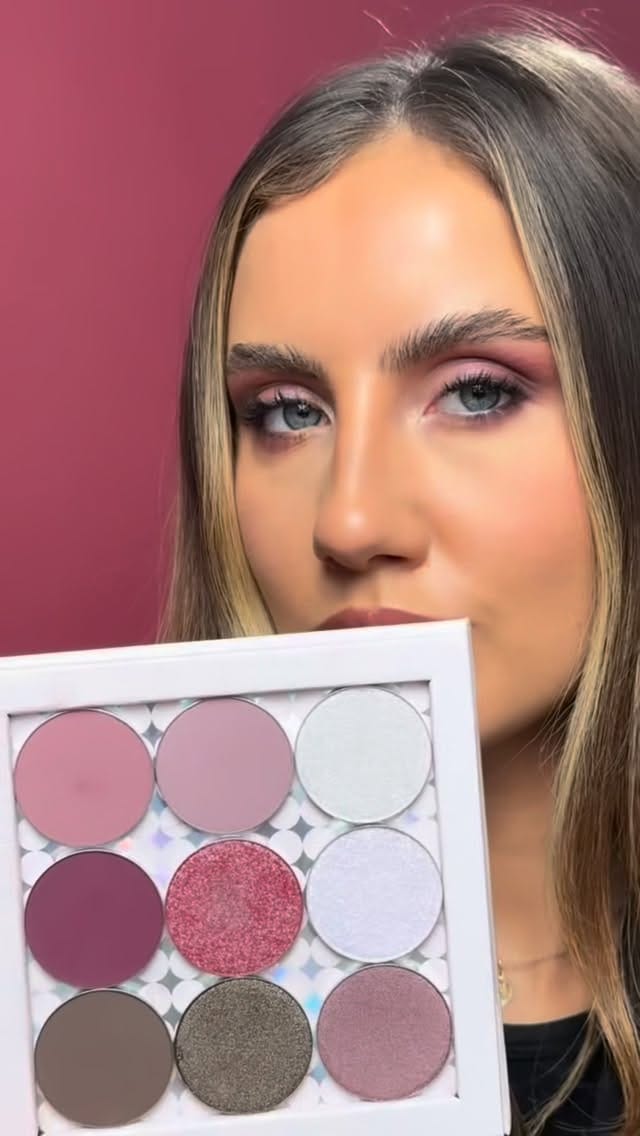 Post 1 by L'OYÉ COSMETICS on Instagram (video)