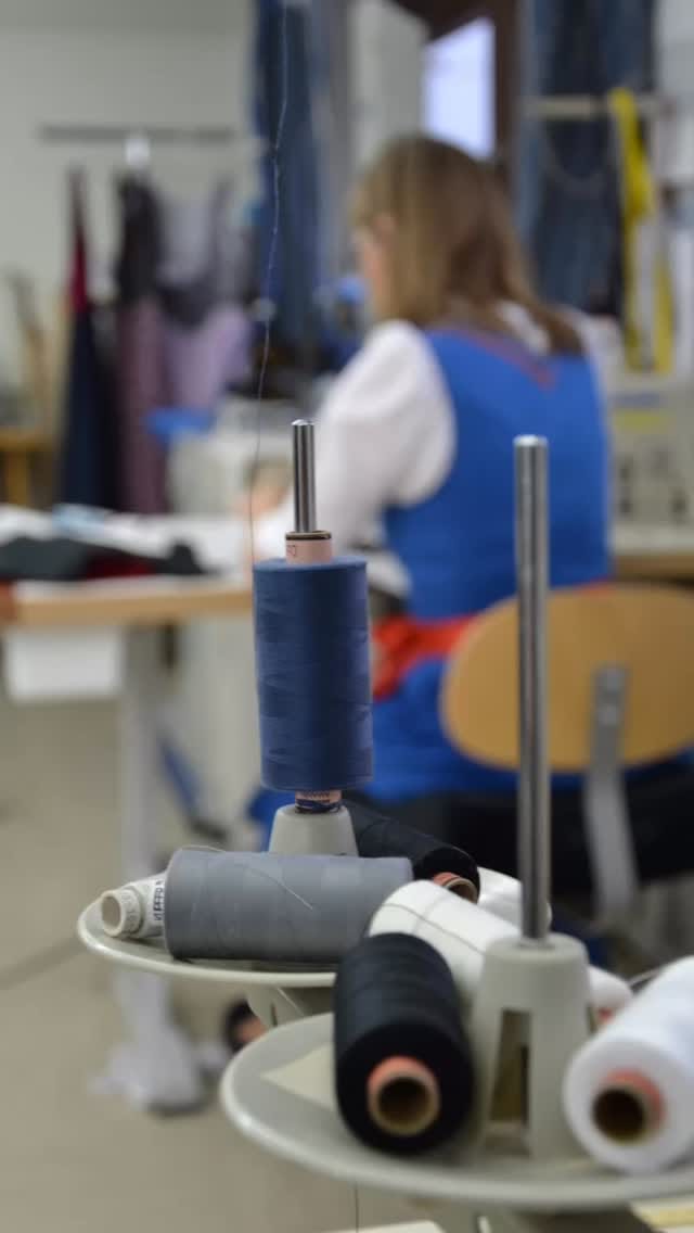 Post 10 by Trachten Hofer on Instagram (video)