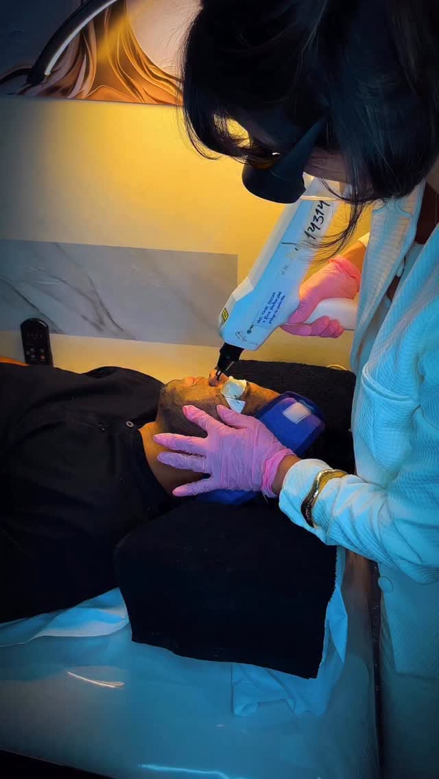 Post 7 by Dra. Sâmya Mara - Estética Integrativa on Instagram (video)