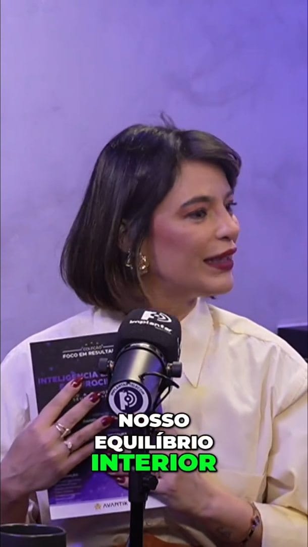Post 5 by Dra. Sâmya Mara - Estética Integrativa on Instagram (video)