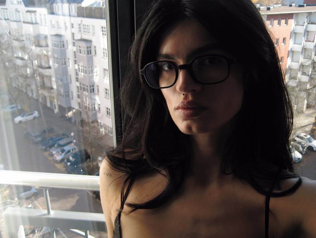 Post 6 by Sasha Panika on Instagram (carousel)