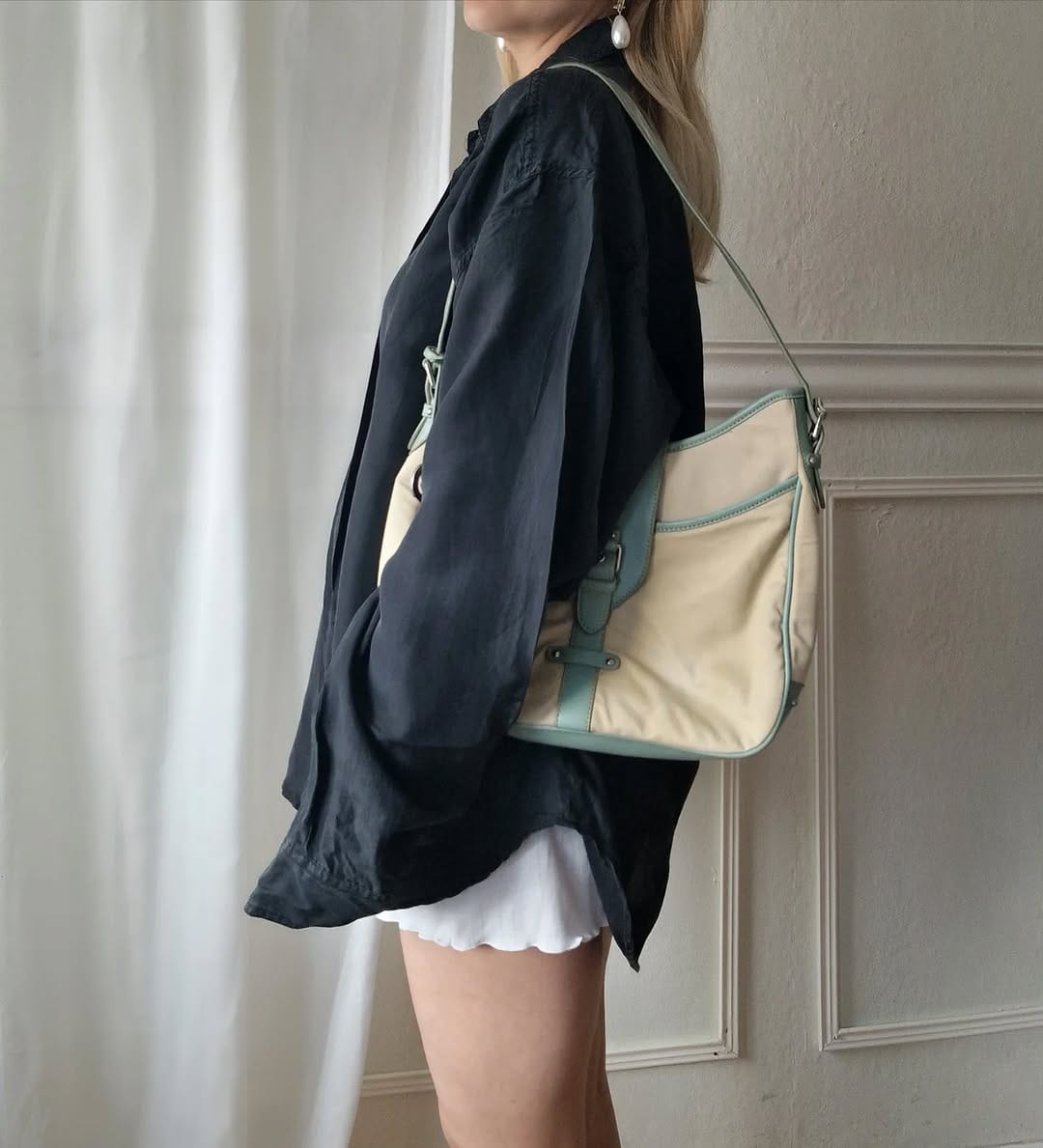 Post 4 by Vintage Lovables ▪️Online-Shop on Instagram (carousel)