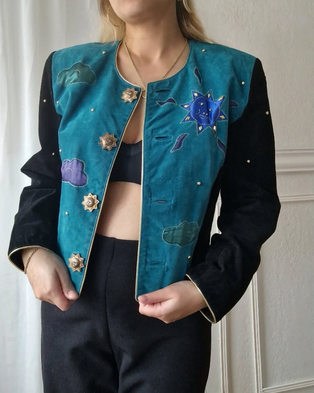 Post 8 by Vintage Lovables ▪️Online-Shop on Instagram (carousel)