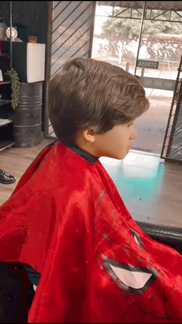 Post 9 by BARBEARIA DOM VITOR 💈 on Instagram (video)