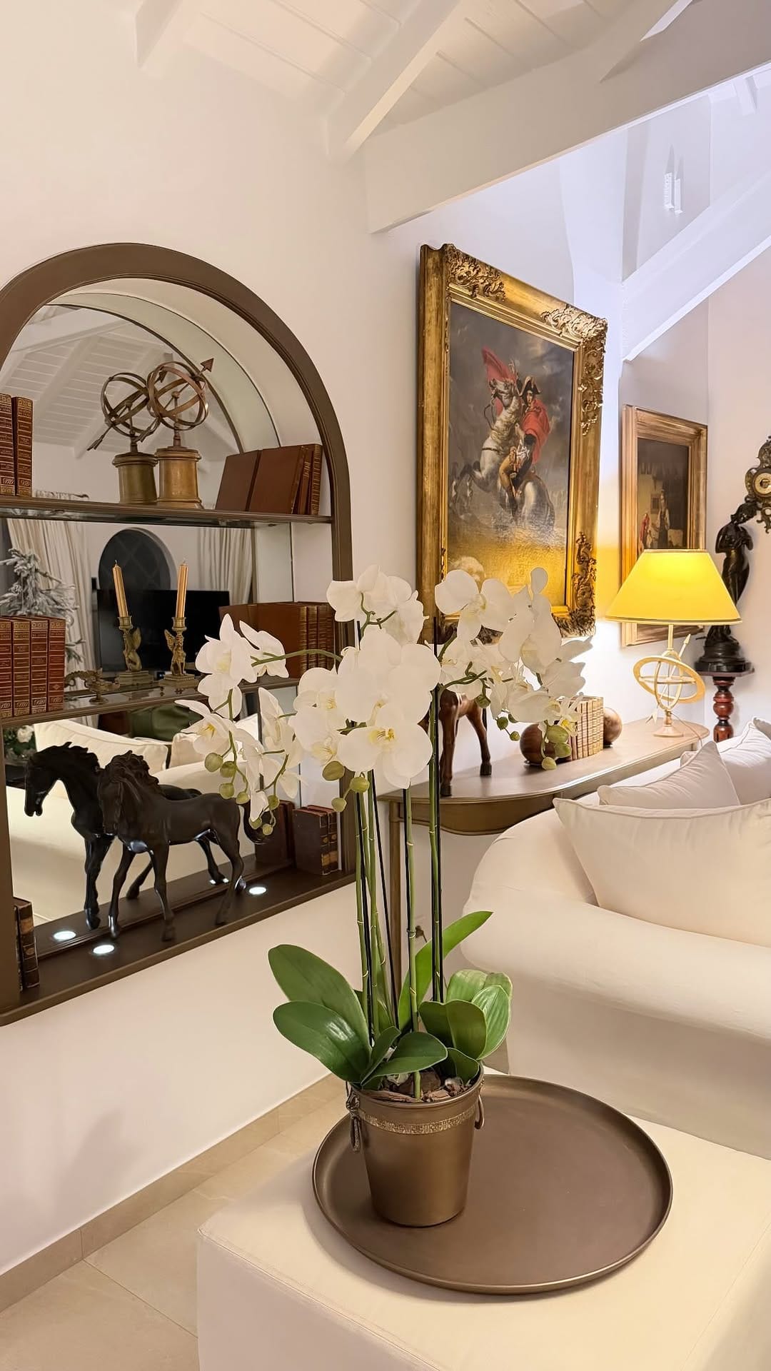 Post 6 by Nathalie Dahn on Instagram (video)