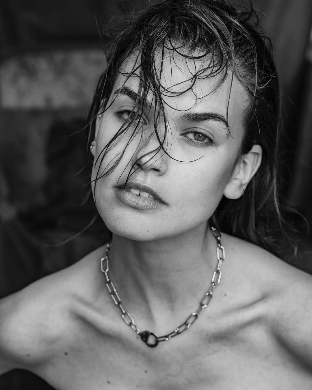 Post 7 by Marina Albino on Instagram (carousel)