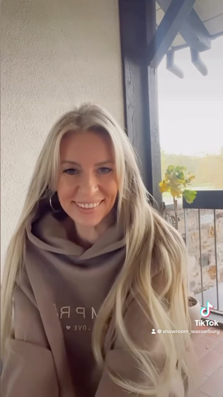 Post 3 by Agnieszka Kozakiewicz on Instagram (video)