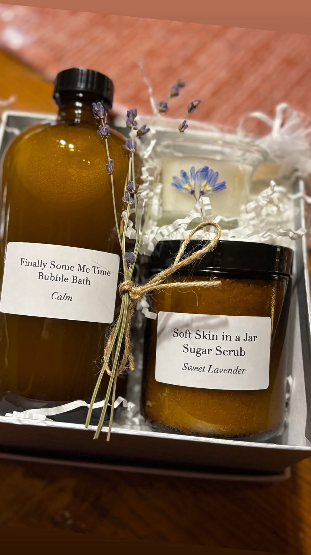 Post 7 by Simply By Anne:   Eco Friendly Cleaners & Natural Self Care on Instagram (video)