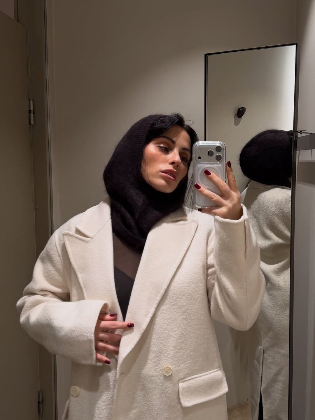 Post 9 by Eugenia Bunduchi | Stylist & Fashion Consultant on Instagram (carousel)