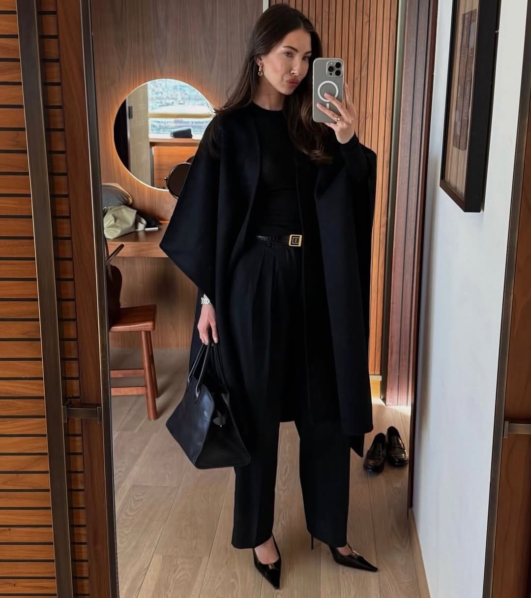 Post 1 by MARCÉLA LONDON on Instagram (image)