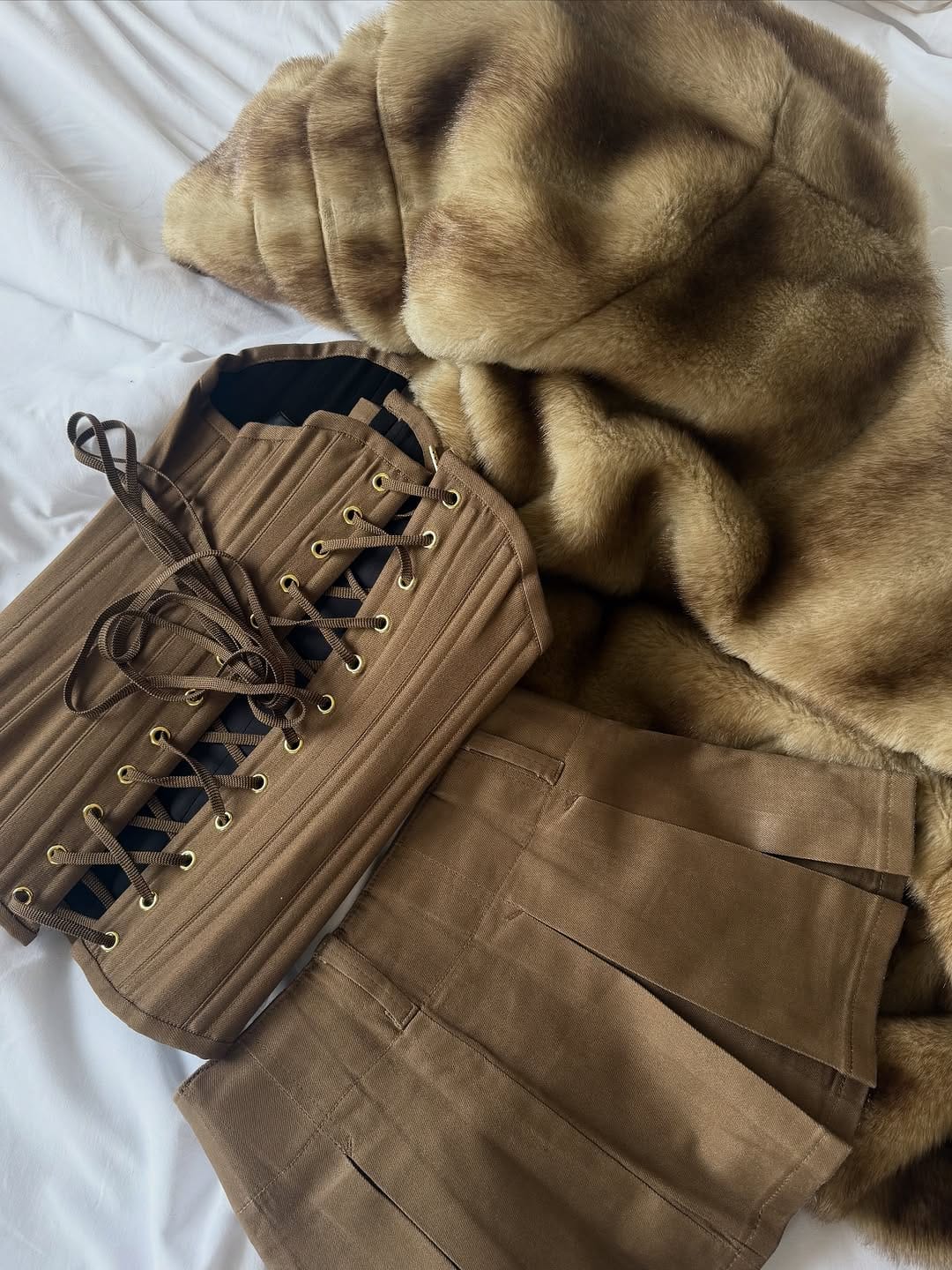 Post 4 by Johanna madison on Instagram (image)