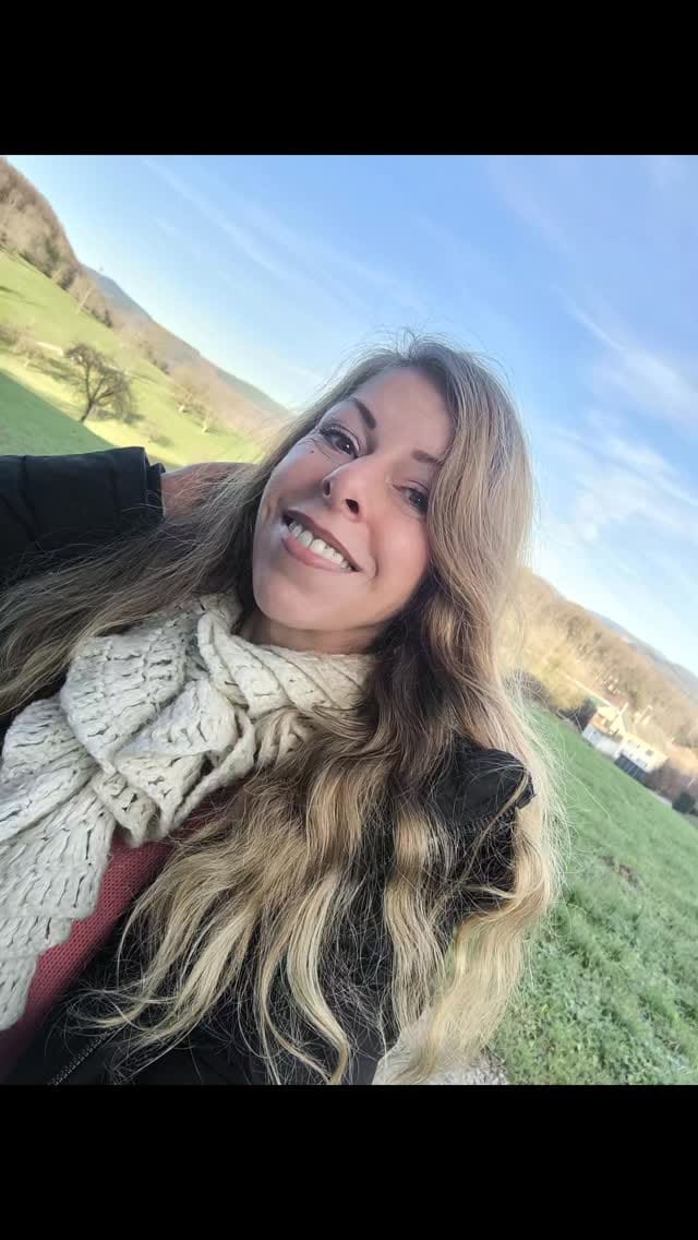 Post 10 by Gabriela Dirk on Instagram (video)
