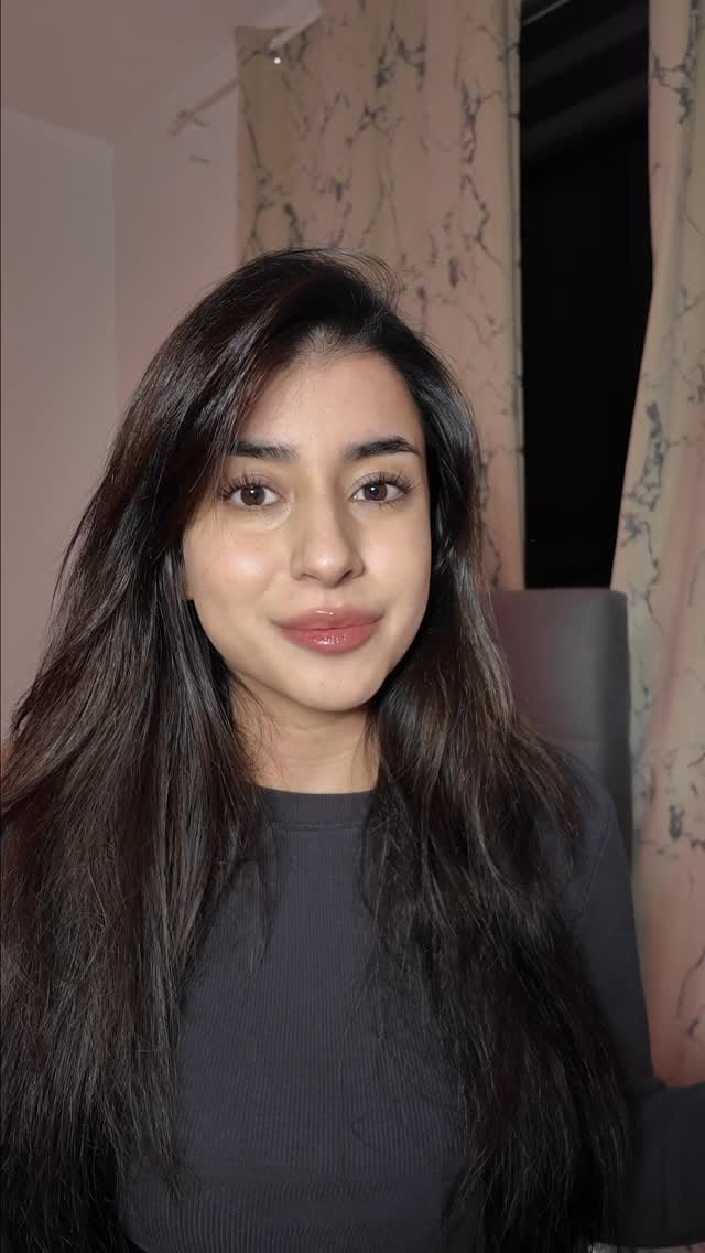 Post 4 by هیوا on Instagram (video)