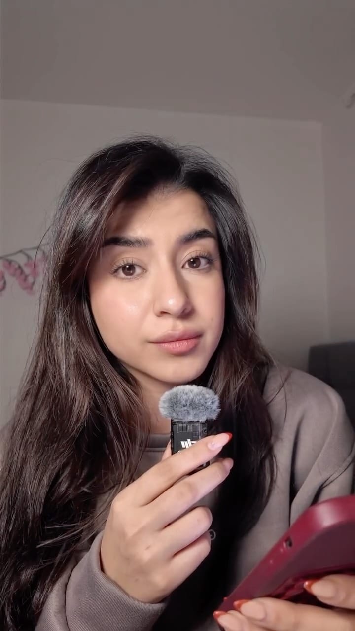 Post 2 by هیوا on Instagram (video)