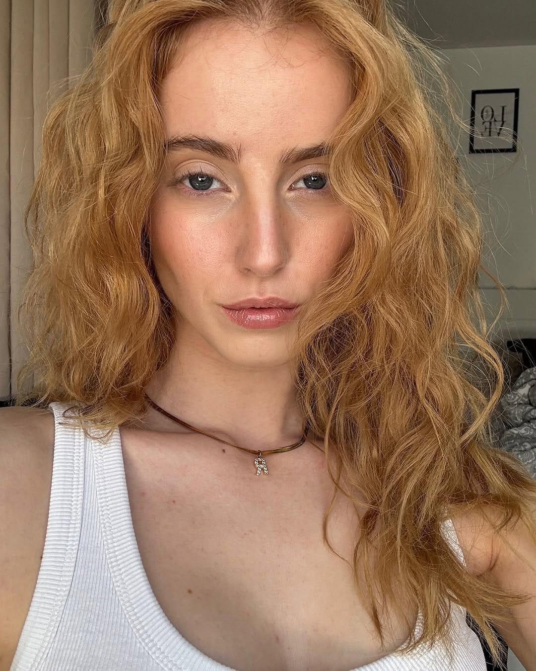 Post 9 by RONJA WÄTZOLD on Instagram (carousel)