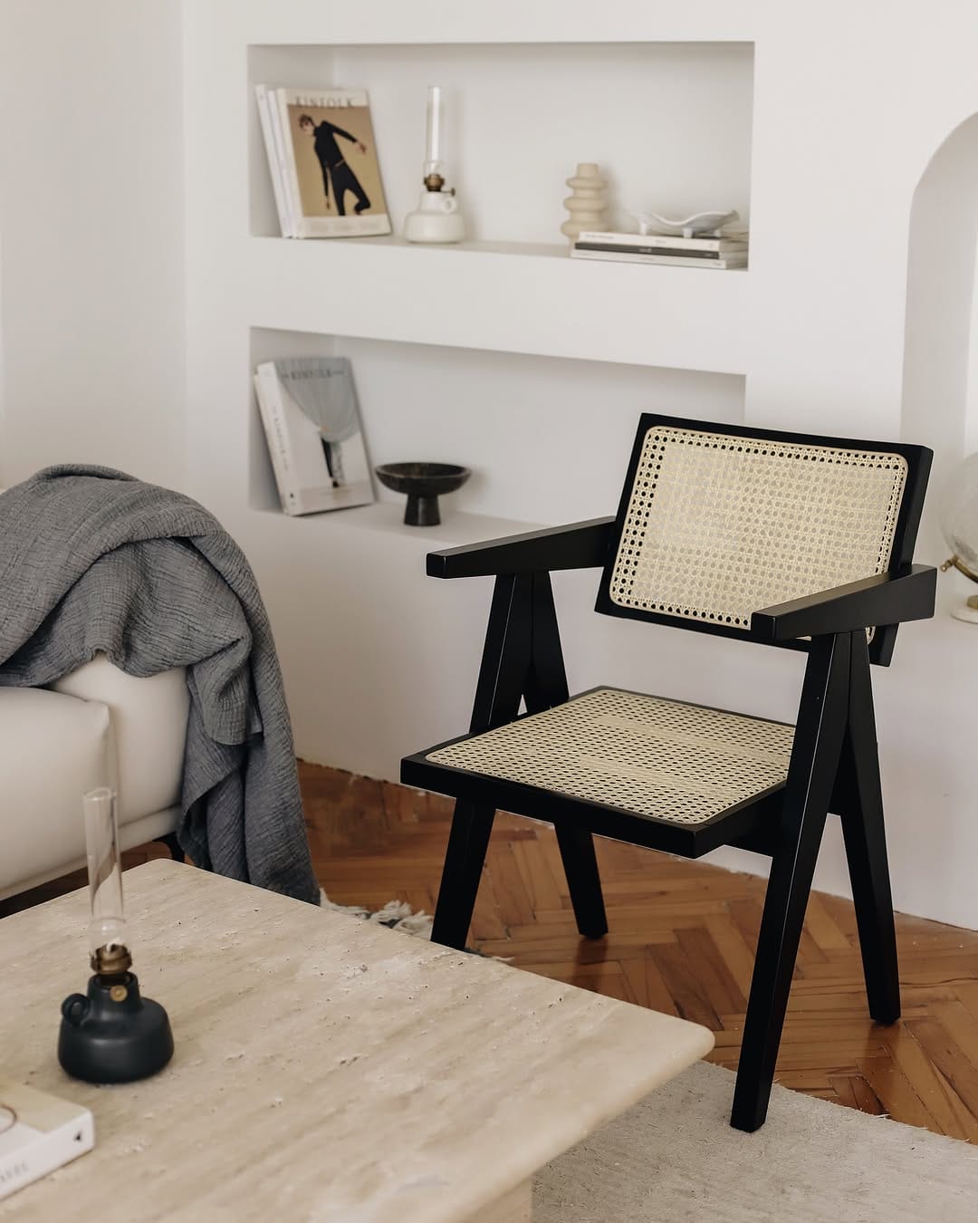 Post 6 by Rafine Living on Instagram (image)