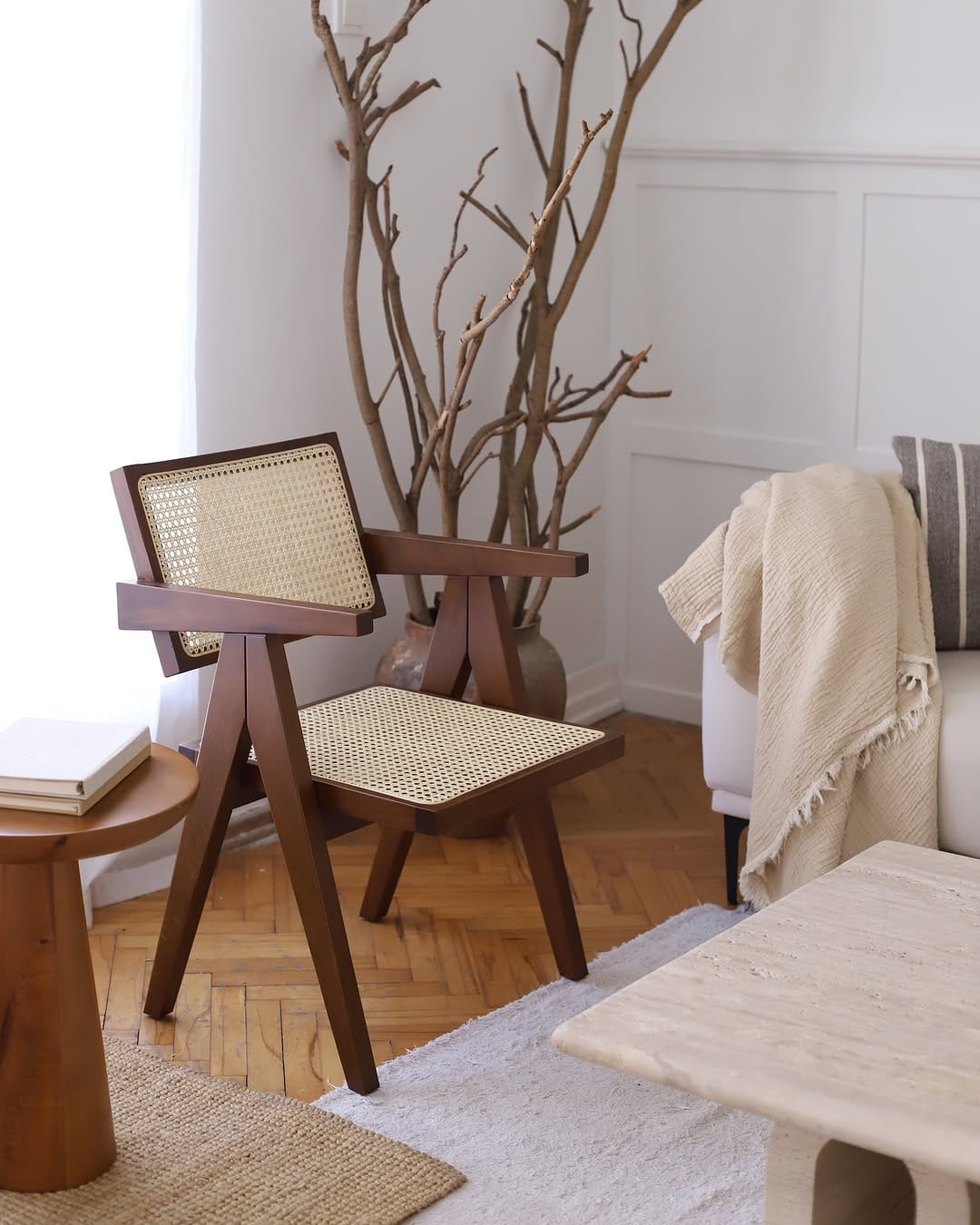 Post 5 by Rafine Living on Instagram (image)