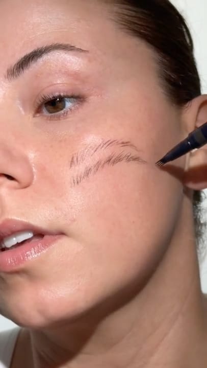 Post 2 by Kevyn Aucoin Beauty on Instagram (video)