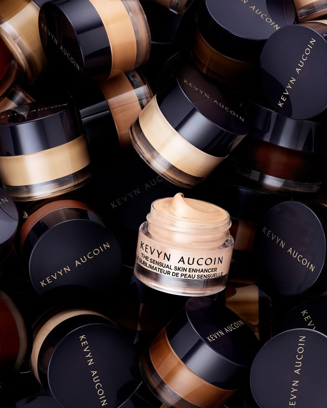 Post 9 by Kevyn Aucoin Beauty on Instagram (video)