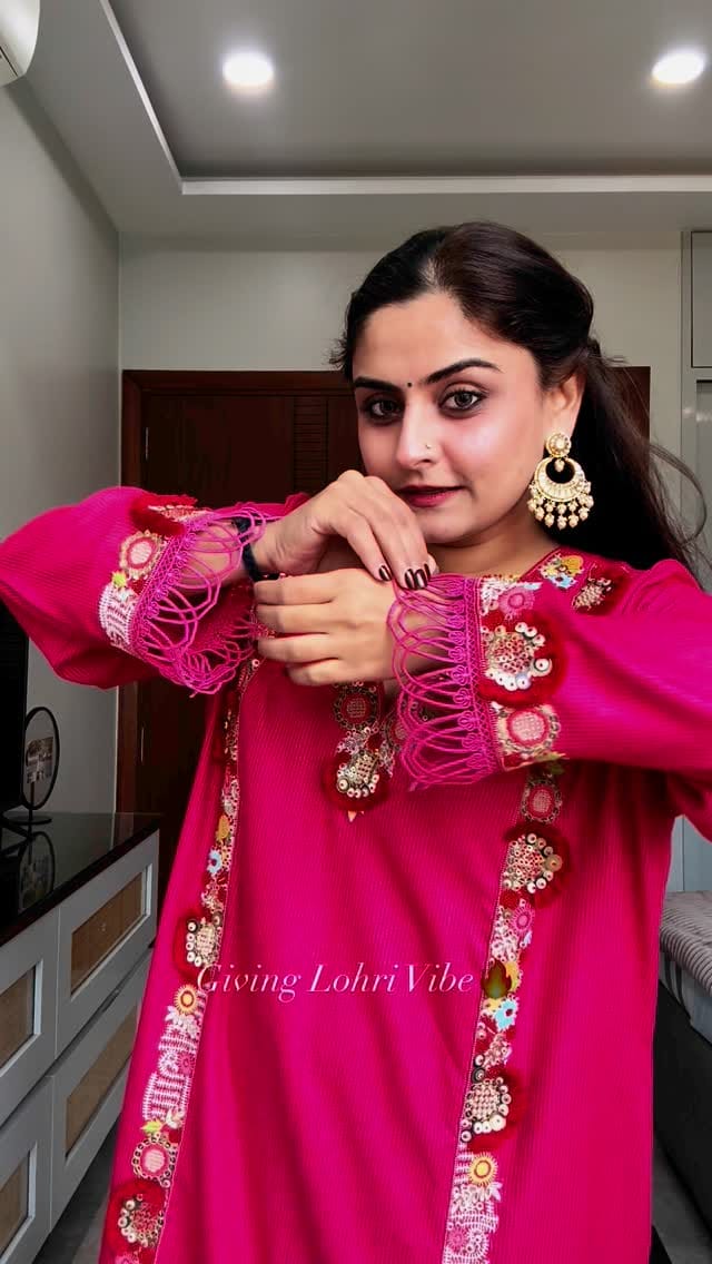 Post 10 by House of Pink on Instagram (video)
