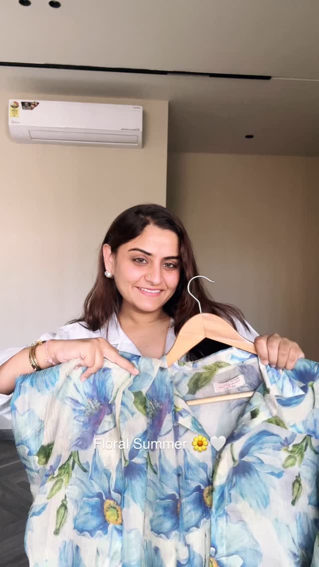 Post 5 by House of Pink on Instagram (video)