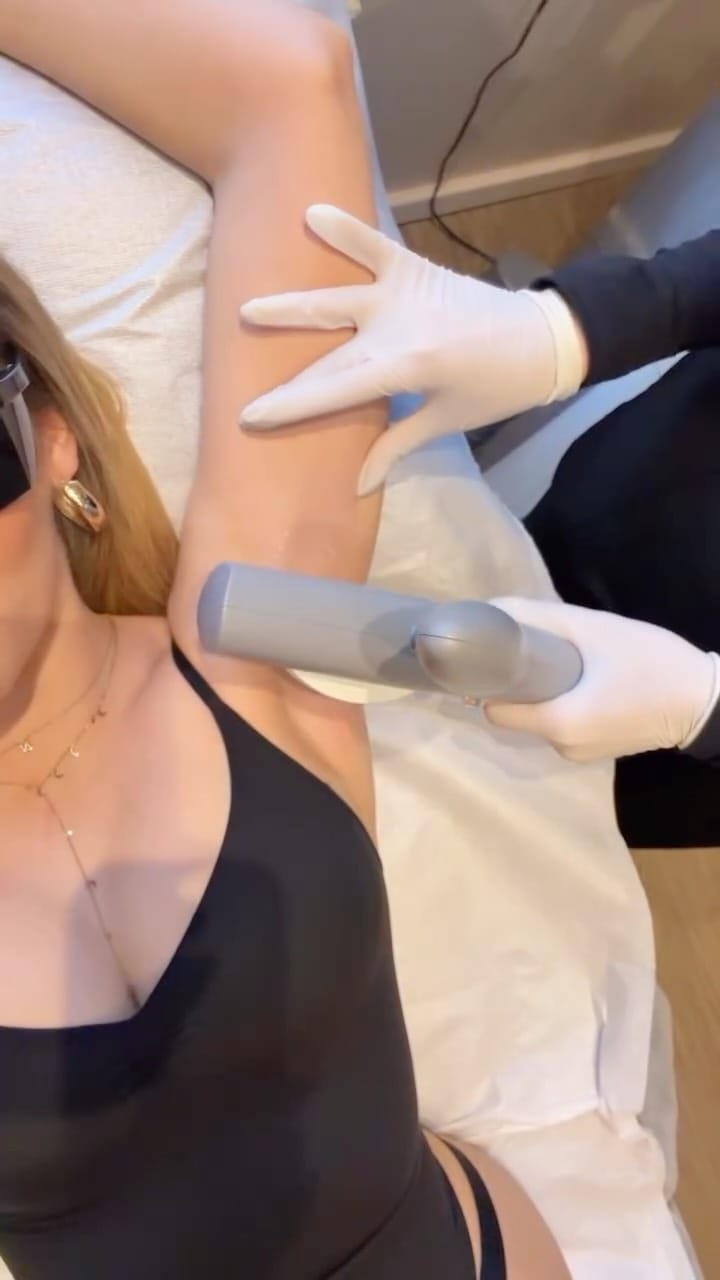 Post 4 by adam♡eve Beautylounge Hamburg on Instagram (video)