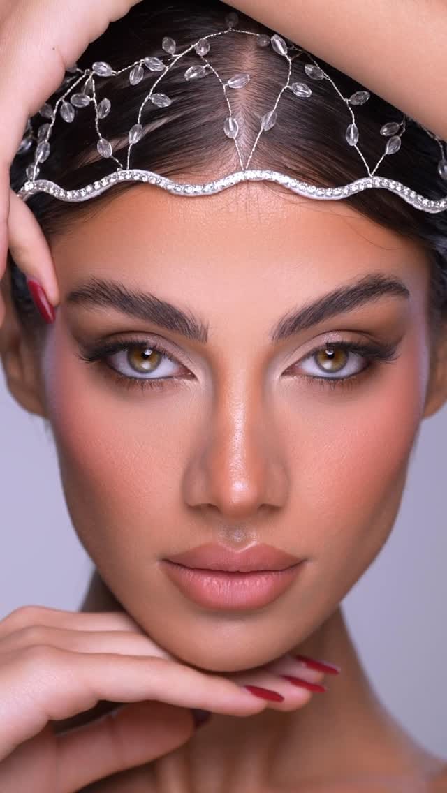 Post 3 by Salam Ghannam Makeupartist on Instagram (video)