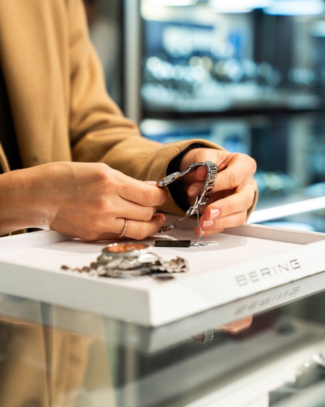 Post 4 by Designer Outlet Berlin on Instagram (carousel)